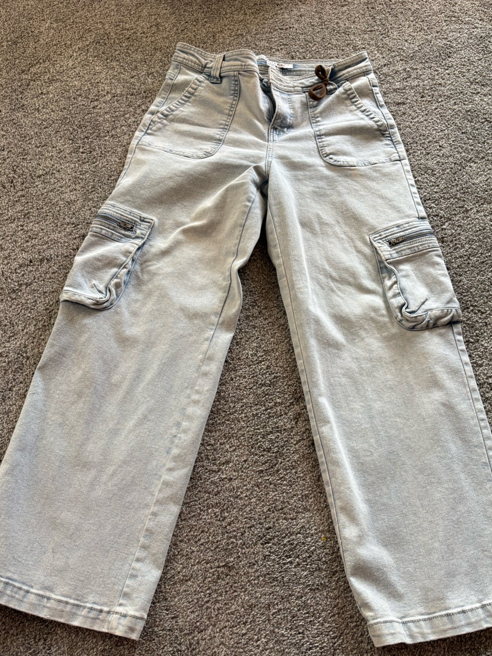 Women’s Light Denim Cargo Jeans